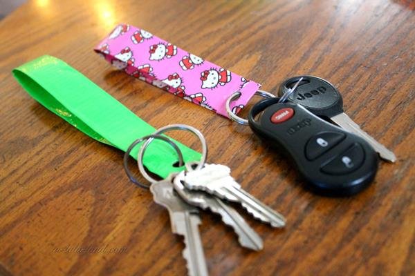 How-To: Duck Tape® Keychain