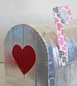 Attractive Duct Tape Mailbox | 101 Duct Tape Crafts